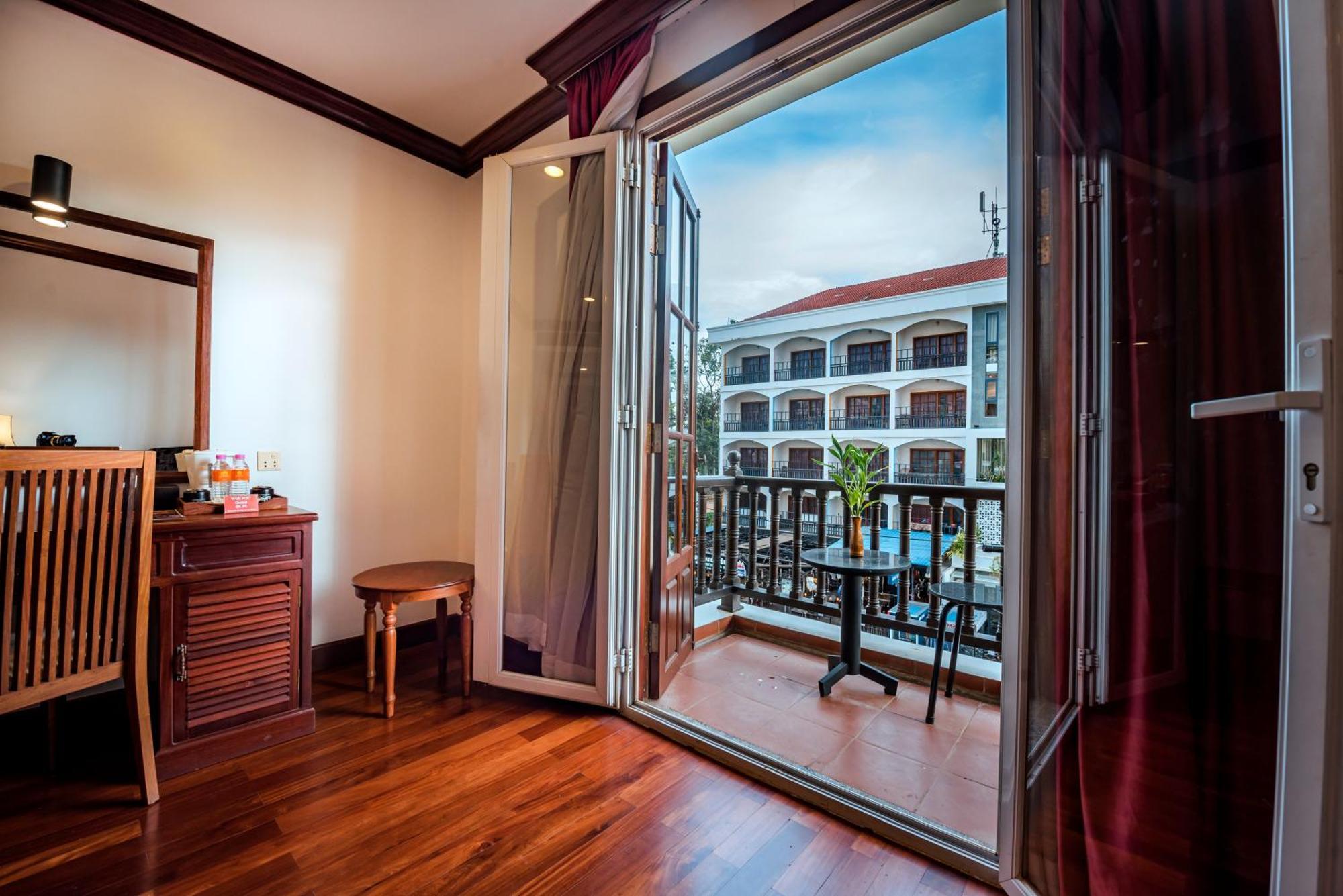 The Suite By Royal Crown Hotel Siem Reap Exteriér fotografie