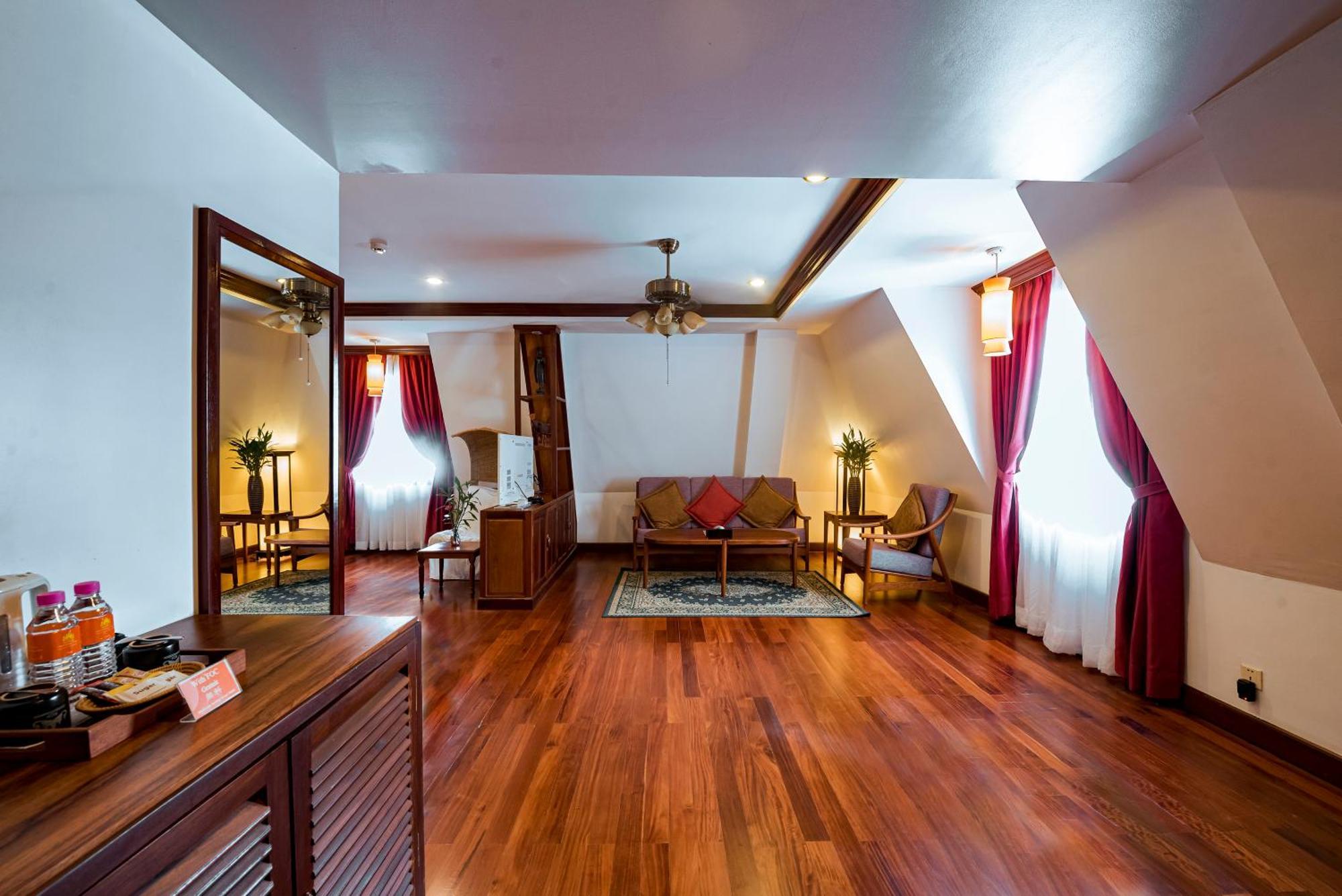The Suite By Royal Crown Hotel Siem Reap Exteriér fotografie
